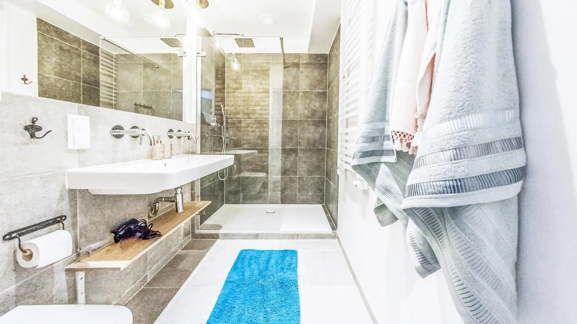 Family Luxury Pure Old Town Apartament 1-8, 2 Sypialnie I Salon, Parking Pub, 60M2 Gdańsk